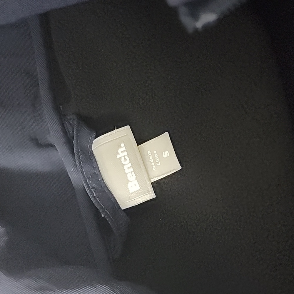 Bench Shell Jacket size Small - Picture 4 of 9